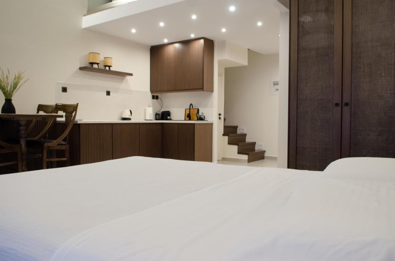 Leone Suites Nafpaktos Ngoại thất bức ảnh