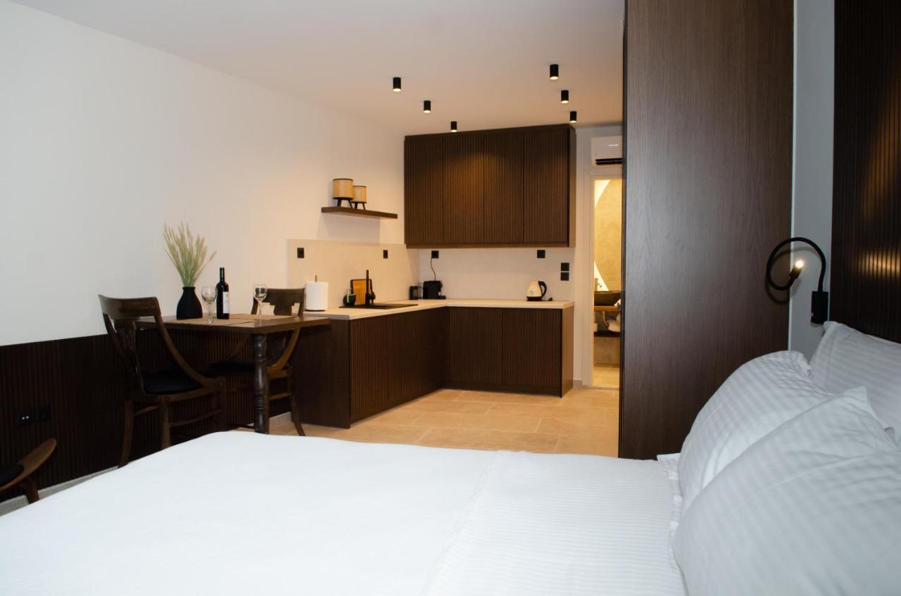 Leone Suites Nafpaktos Ngoại thất bức ảnh