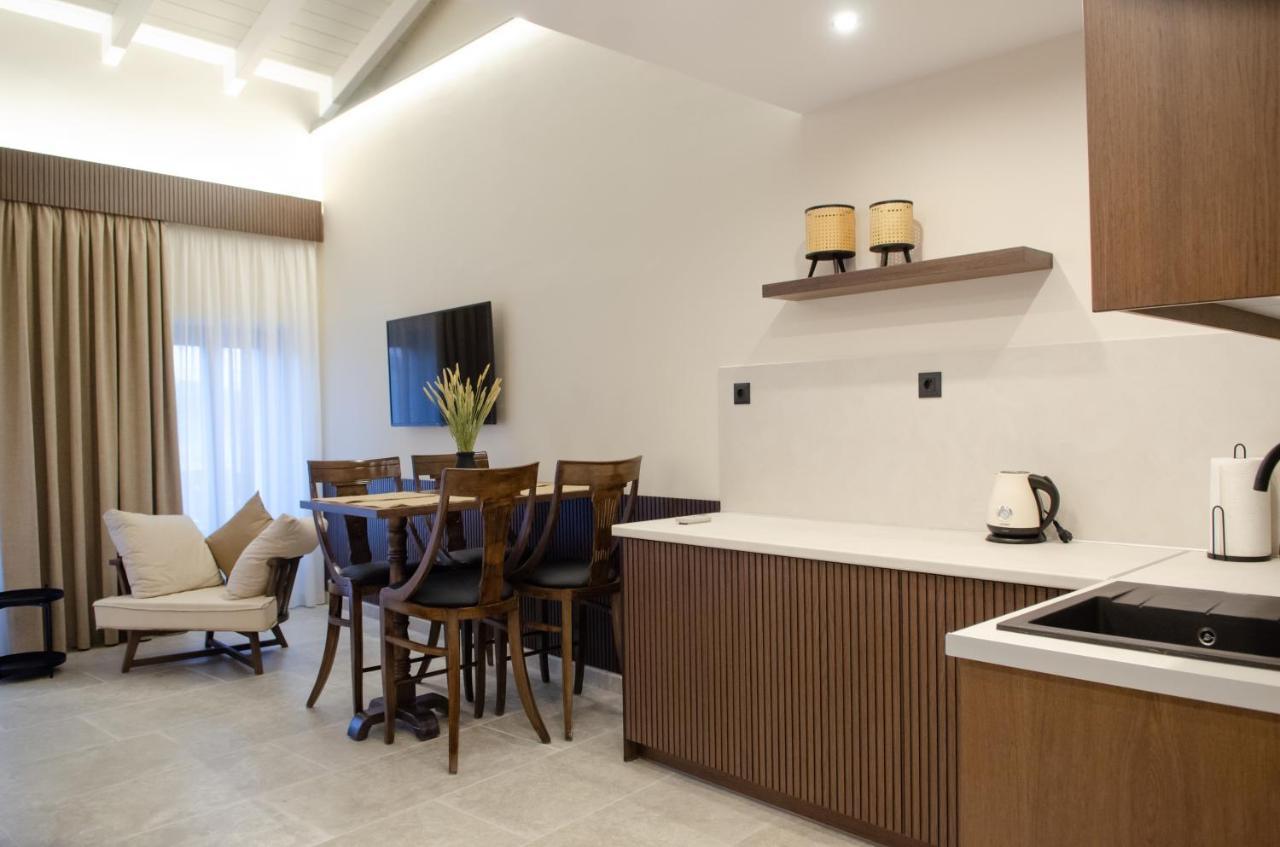 Leone Suites Nafpaktos Ngoại thất bức ảnh